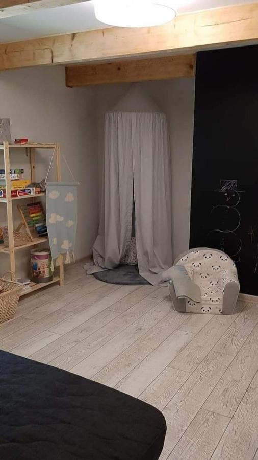 Apartment Czar-now *
